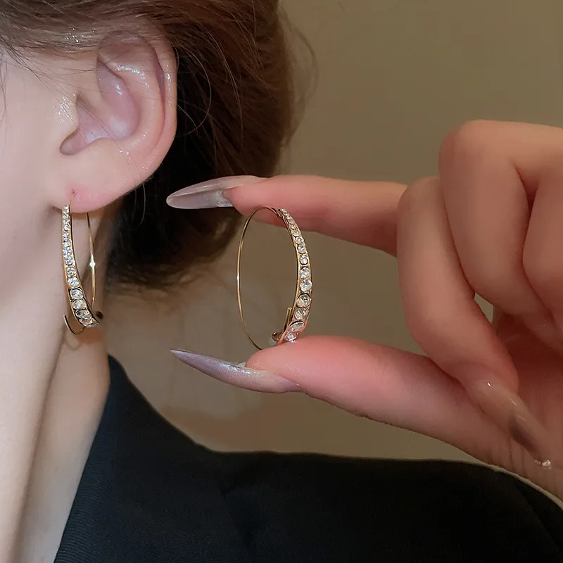 Desi Hoop Earrings