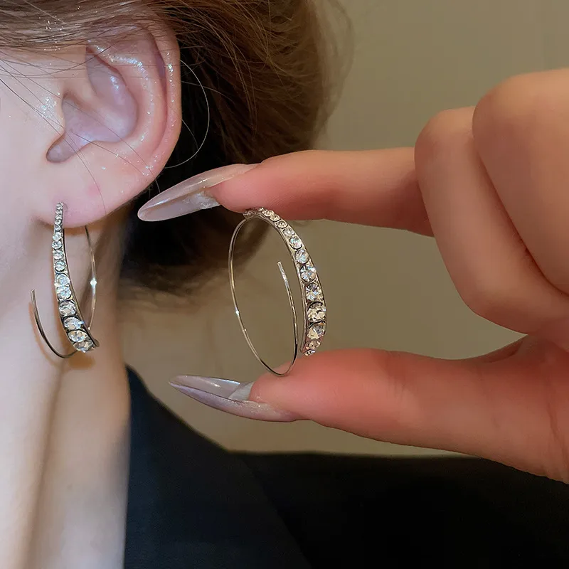 Desi Hoop Earrings