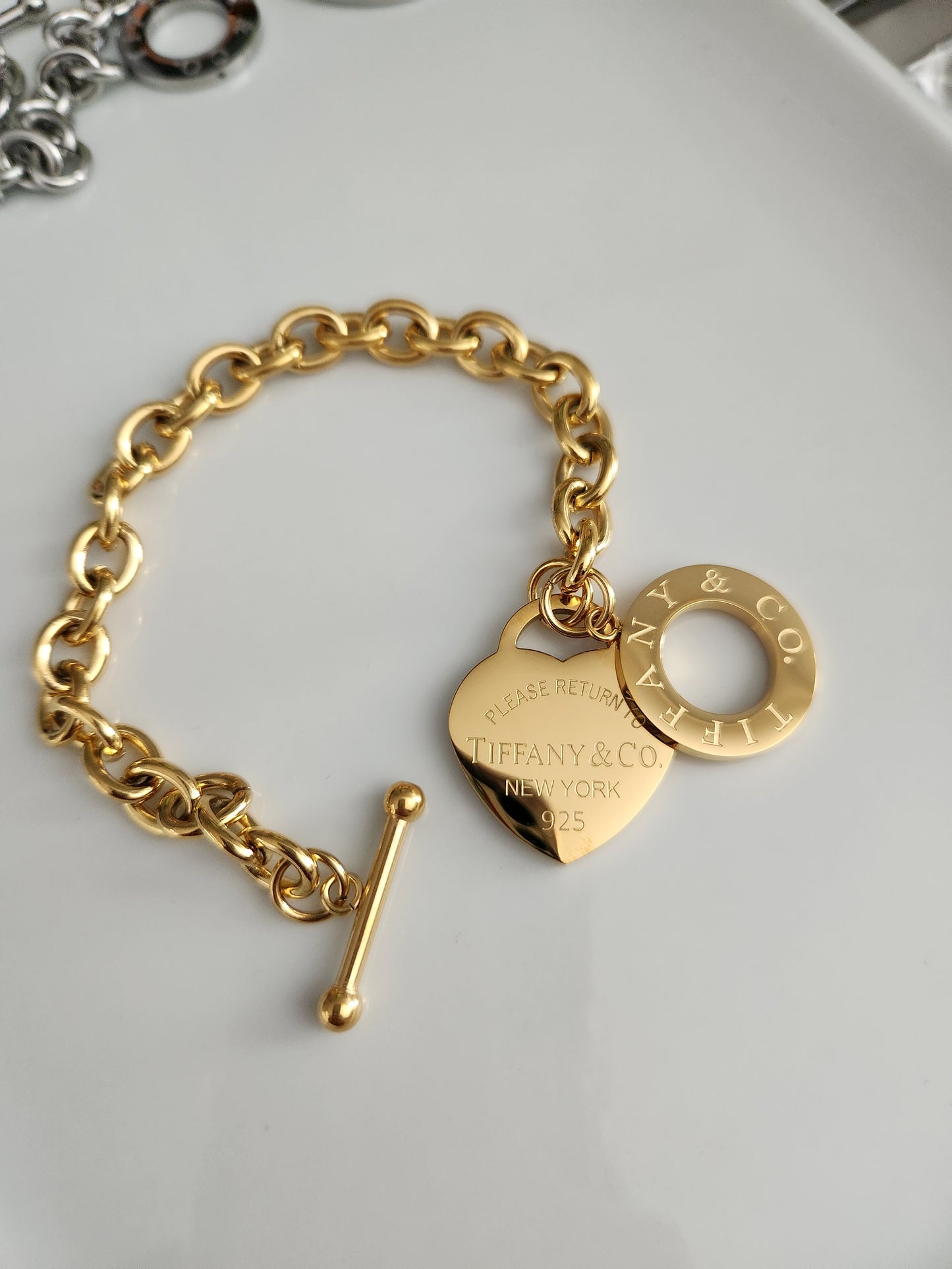 New York Toggle Bracelet