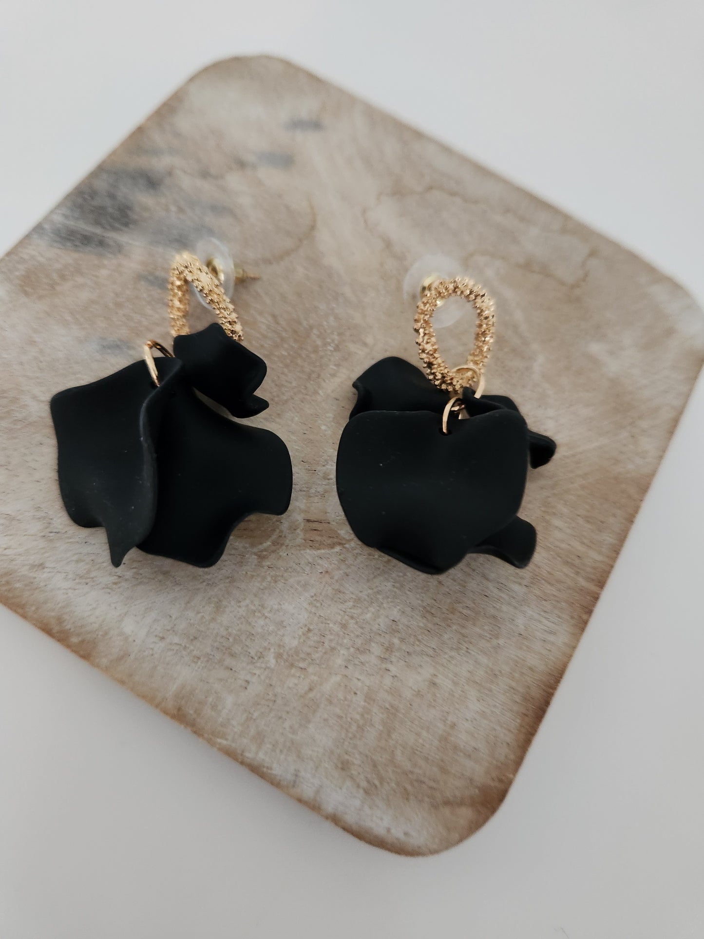 Dhalia Earrings