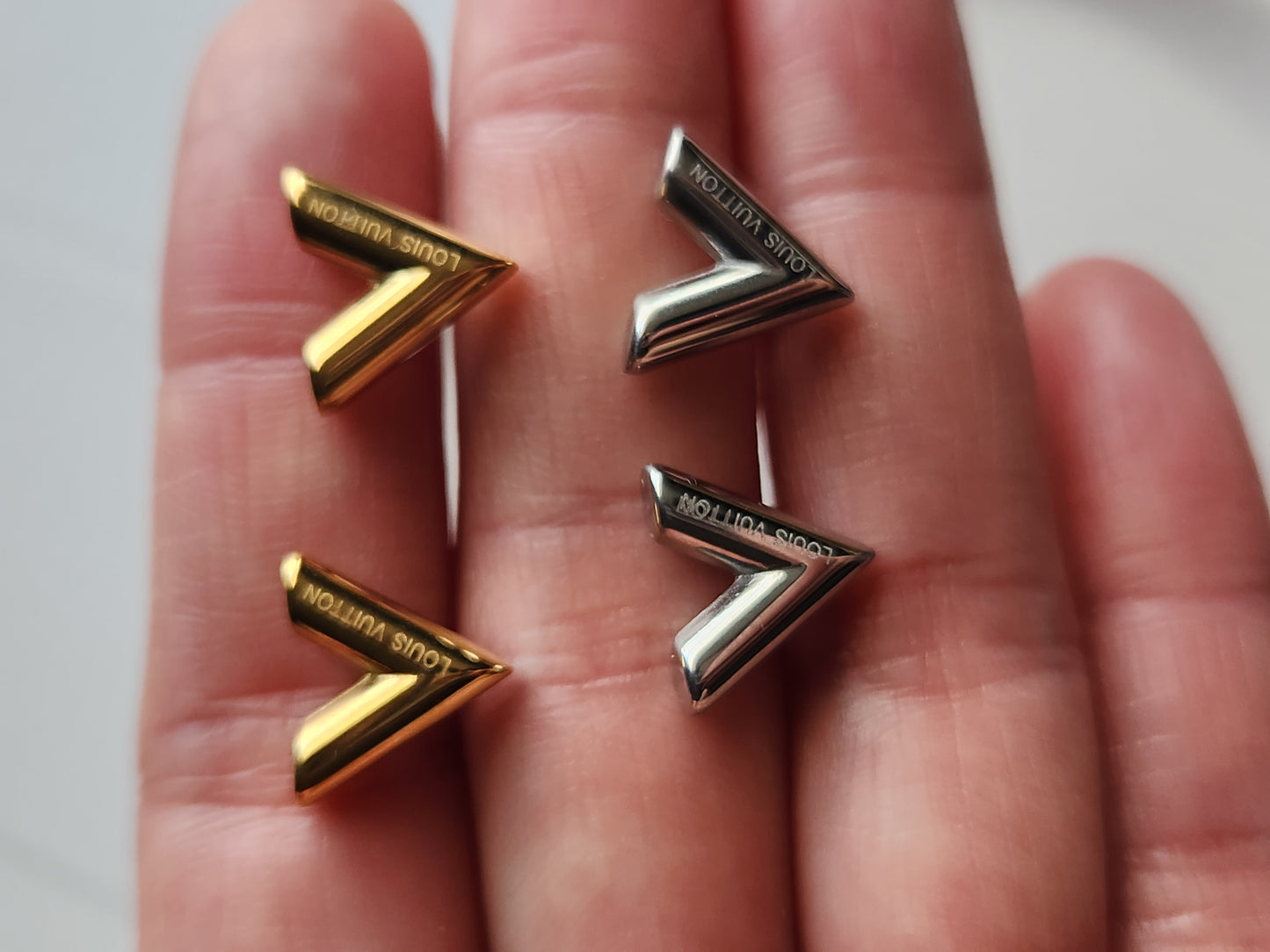 Vita Stud Earrings