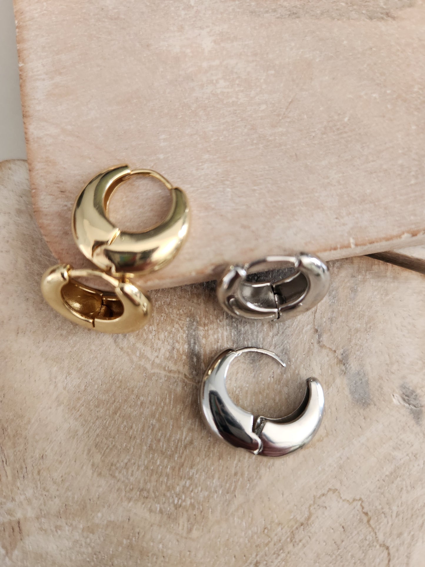 Abi Hoops