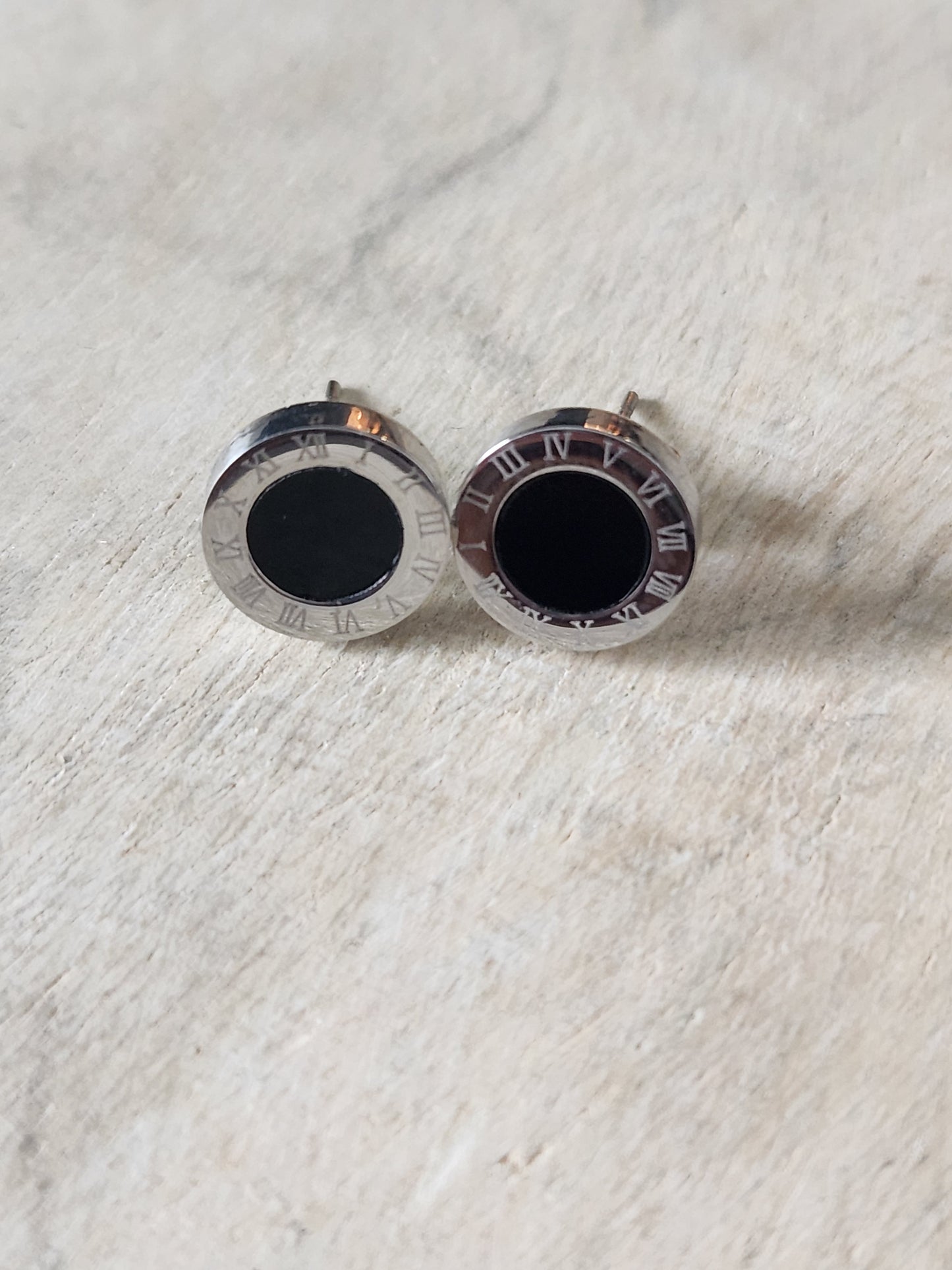 Roman Stud Earrings