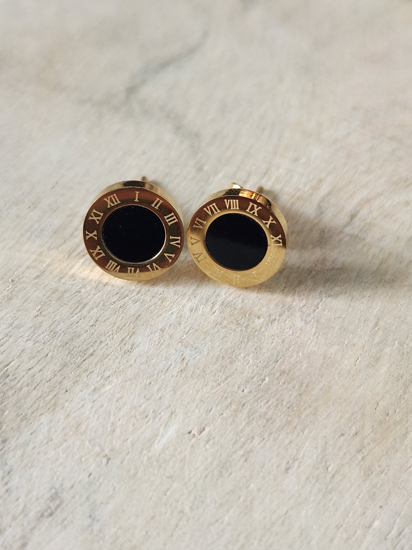 Roman Stud Earrings