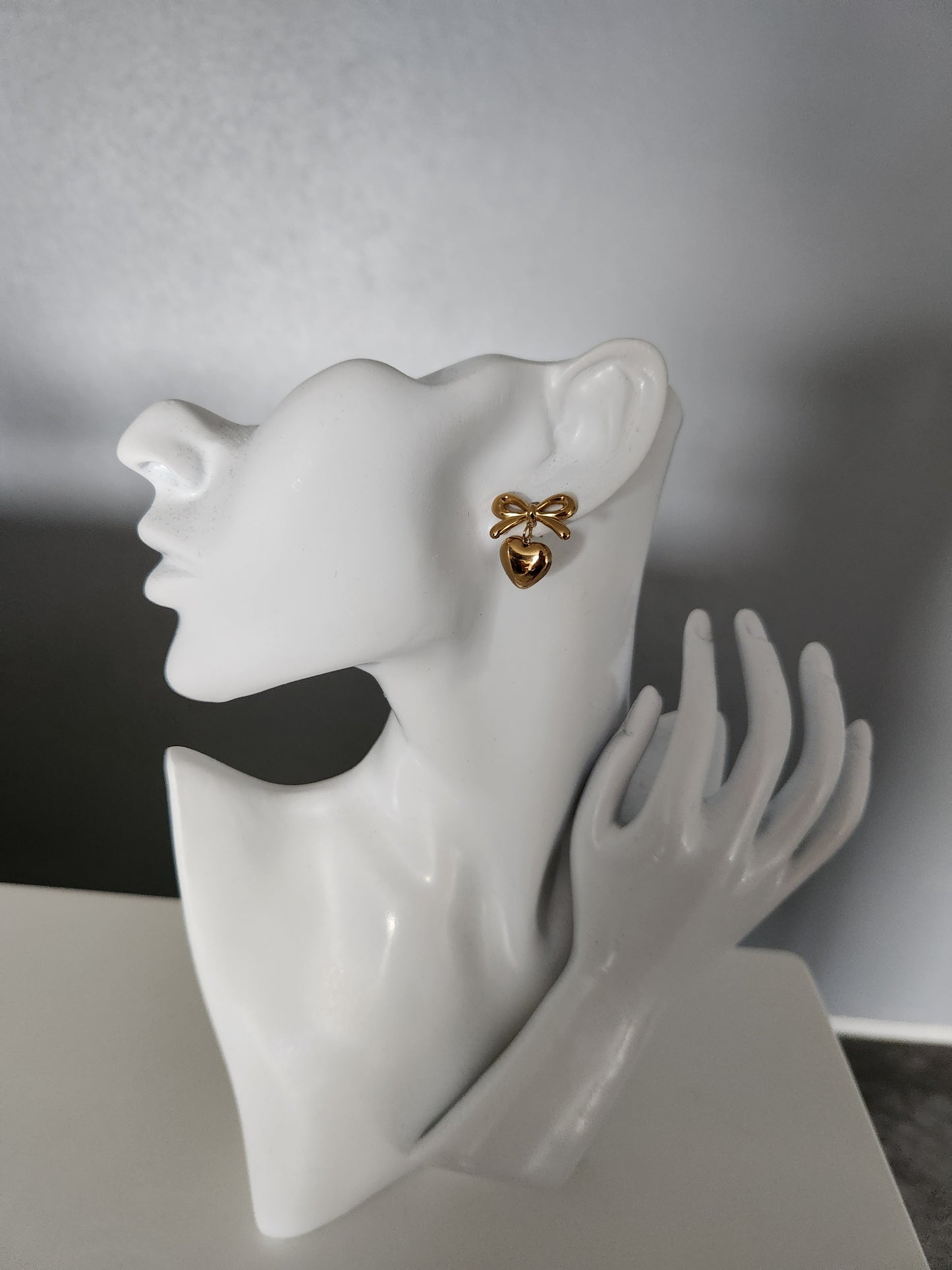 Kali Heart & Bow Earrings