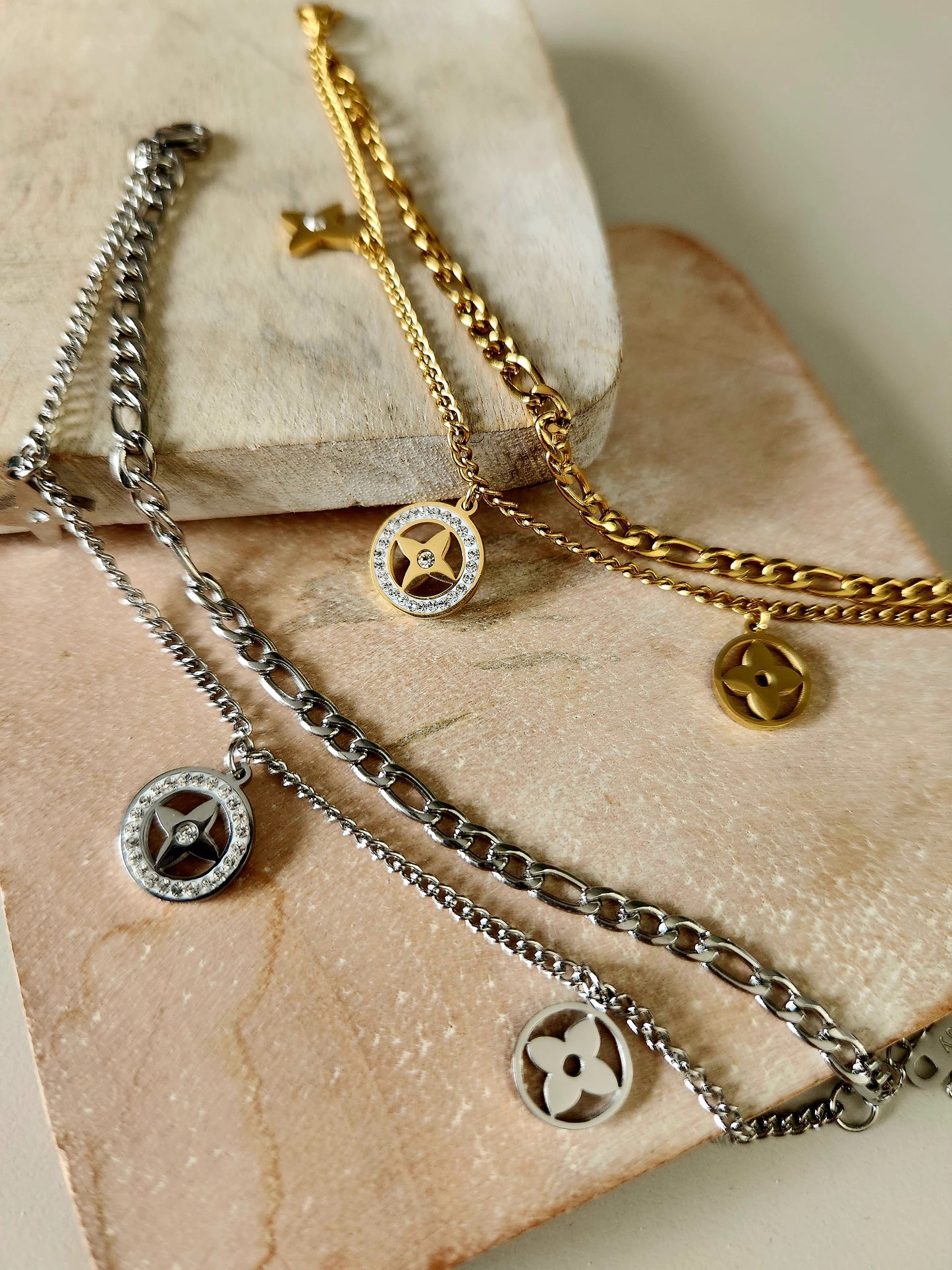 Vivienne Double Layer Bracelet