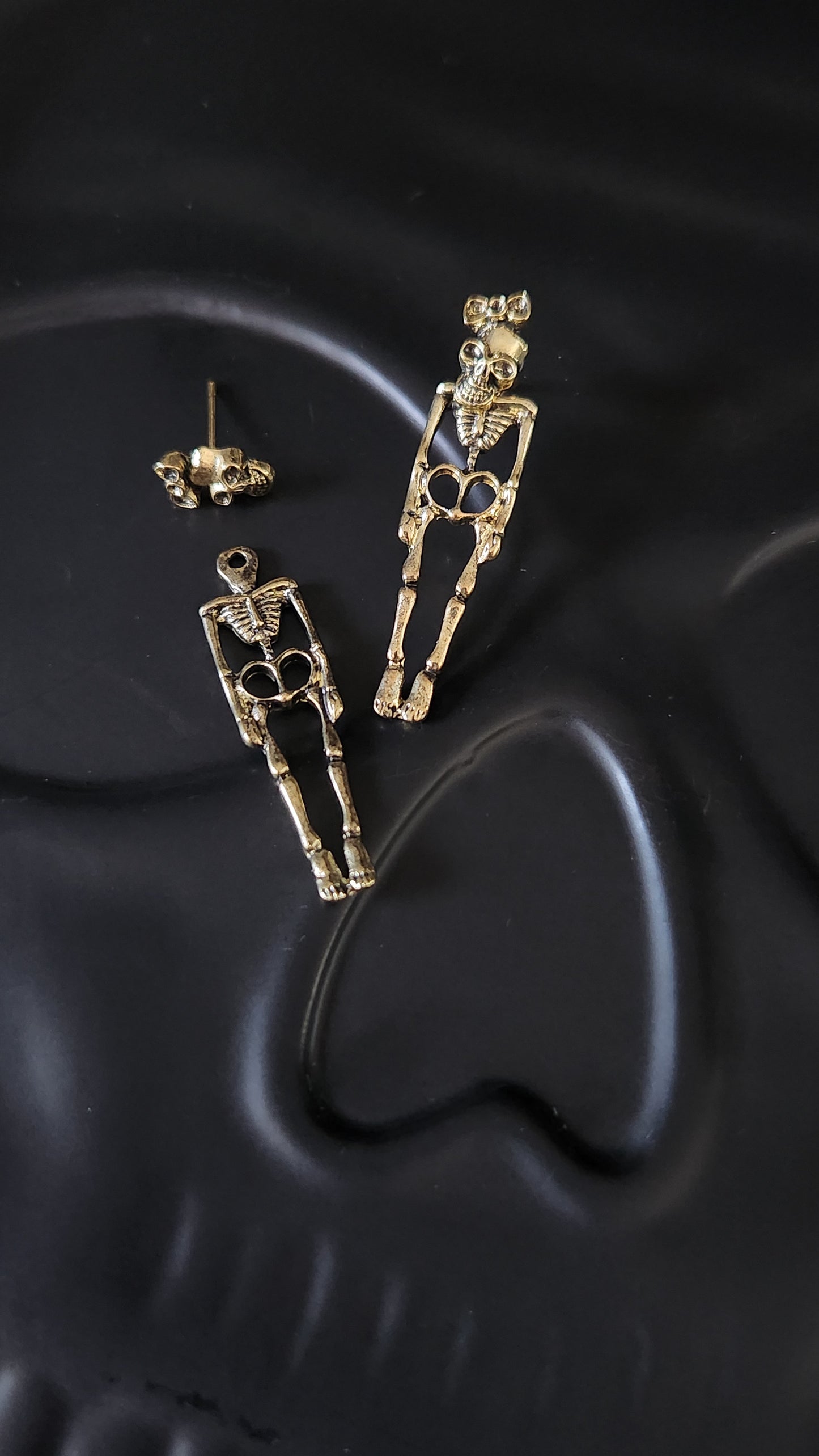 Abby Cadaver Earrings