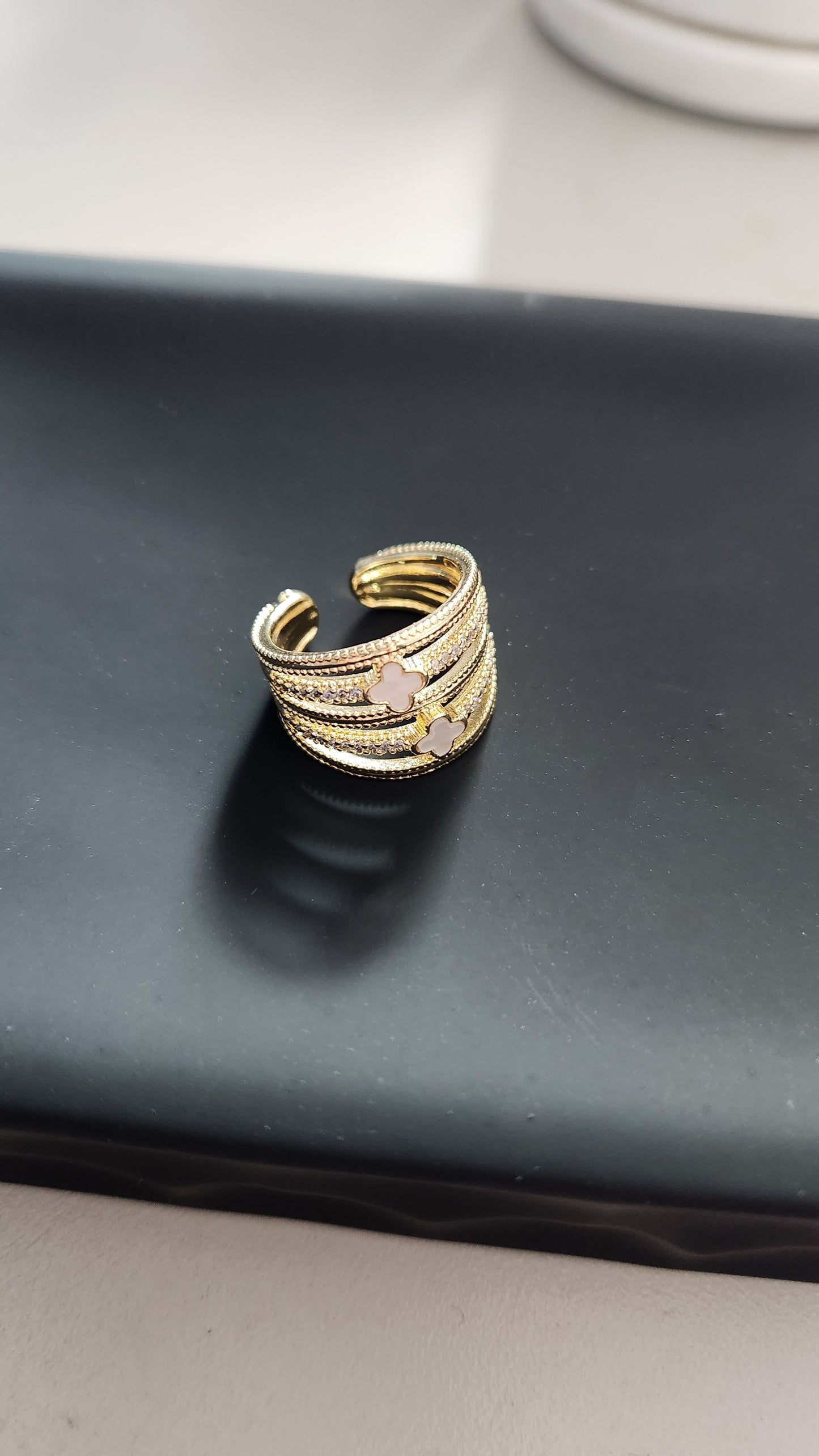 Twin Clover Ring