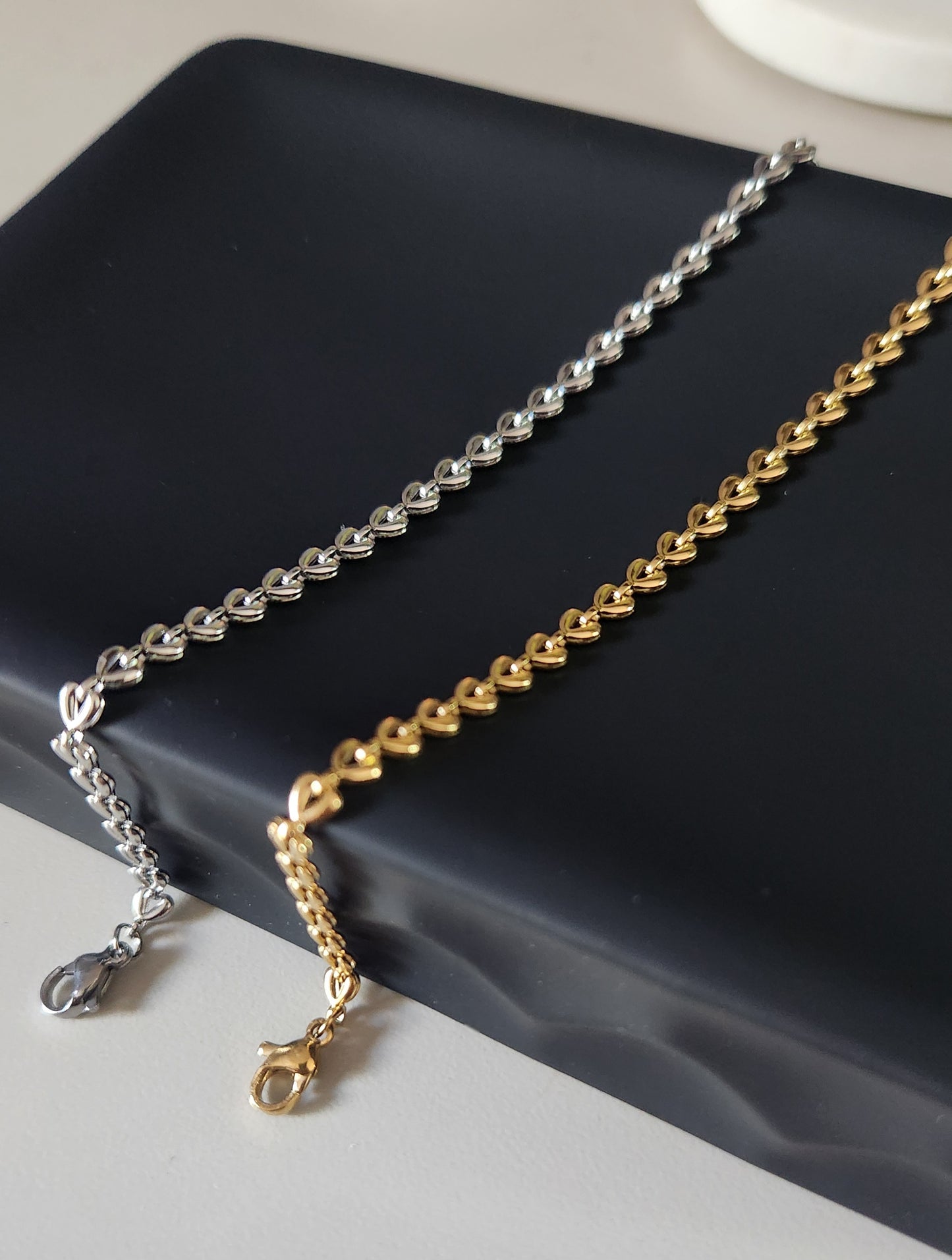 Bijou Heart Bracelet
