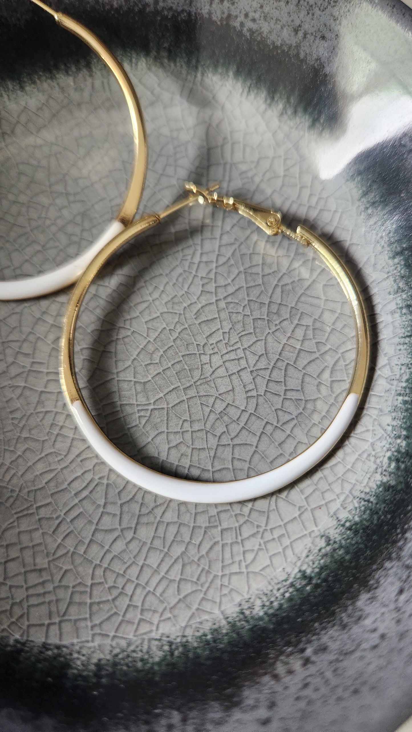 Avi Hoops