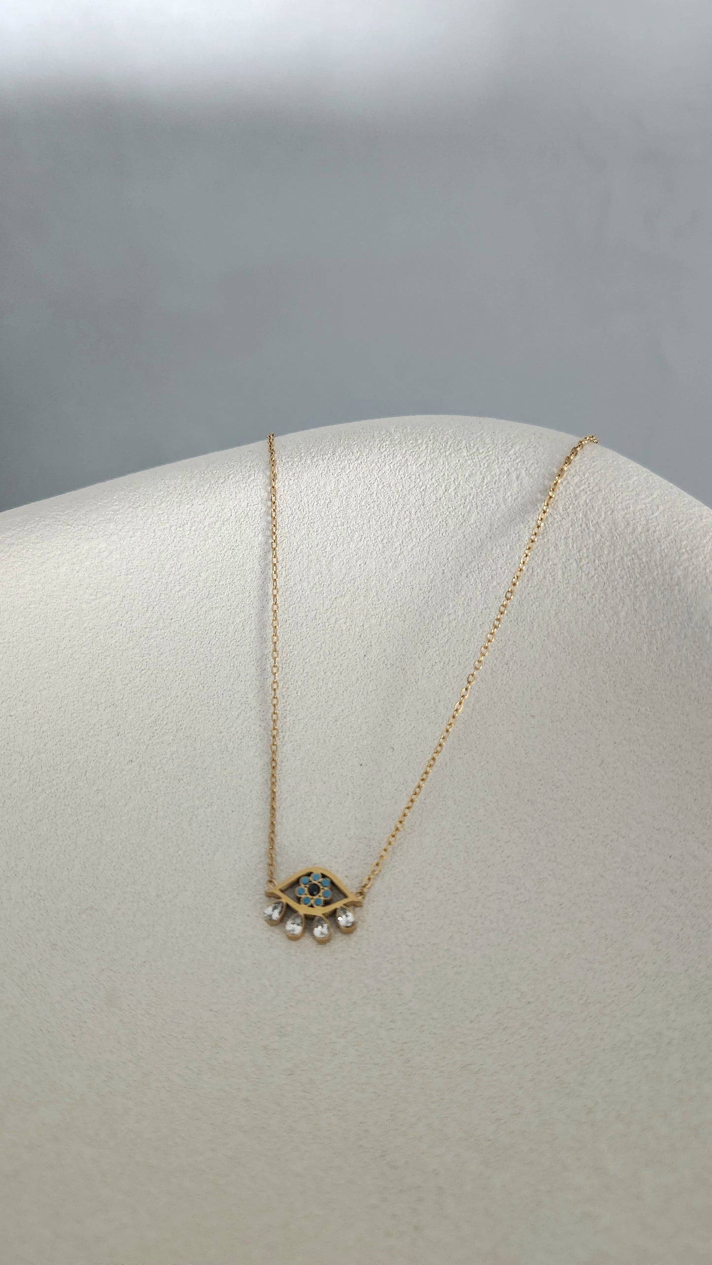 Syri Necklace