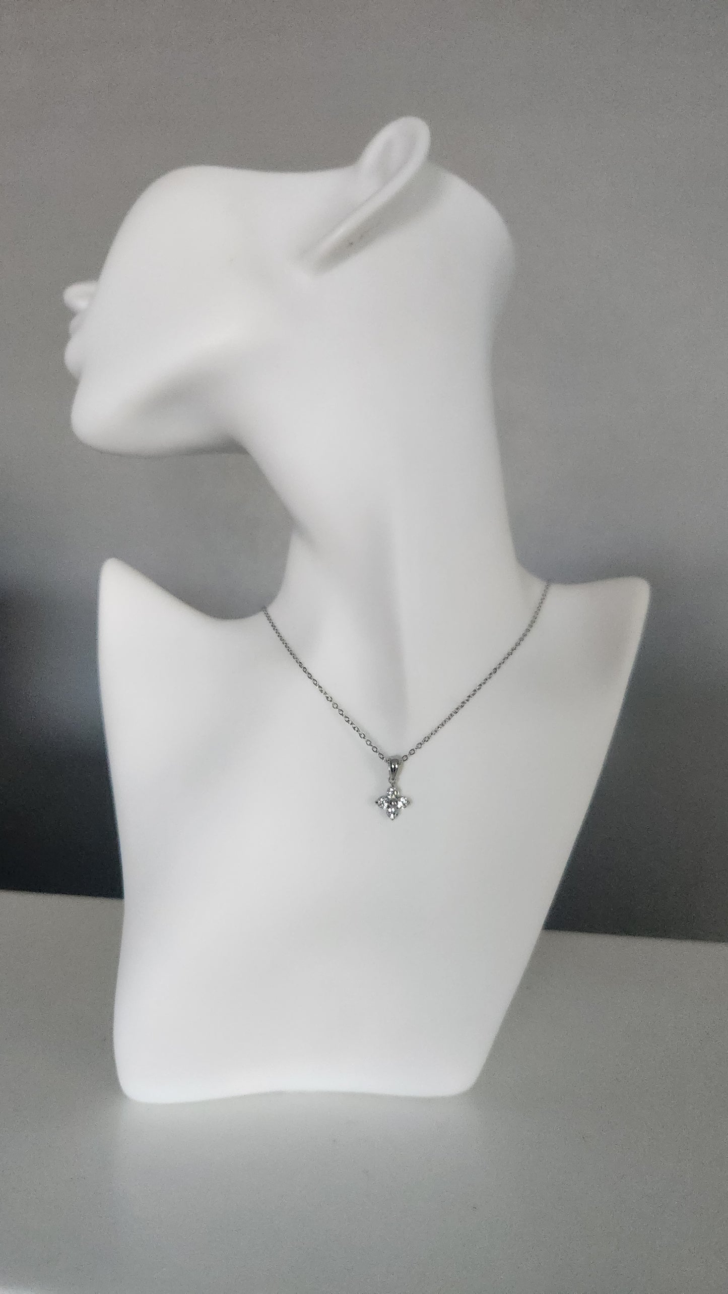 Estrellita Necklace
