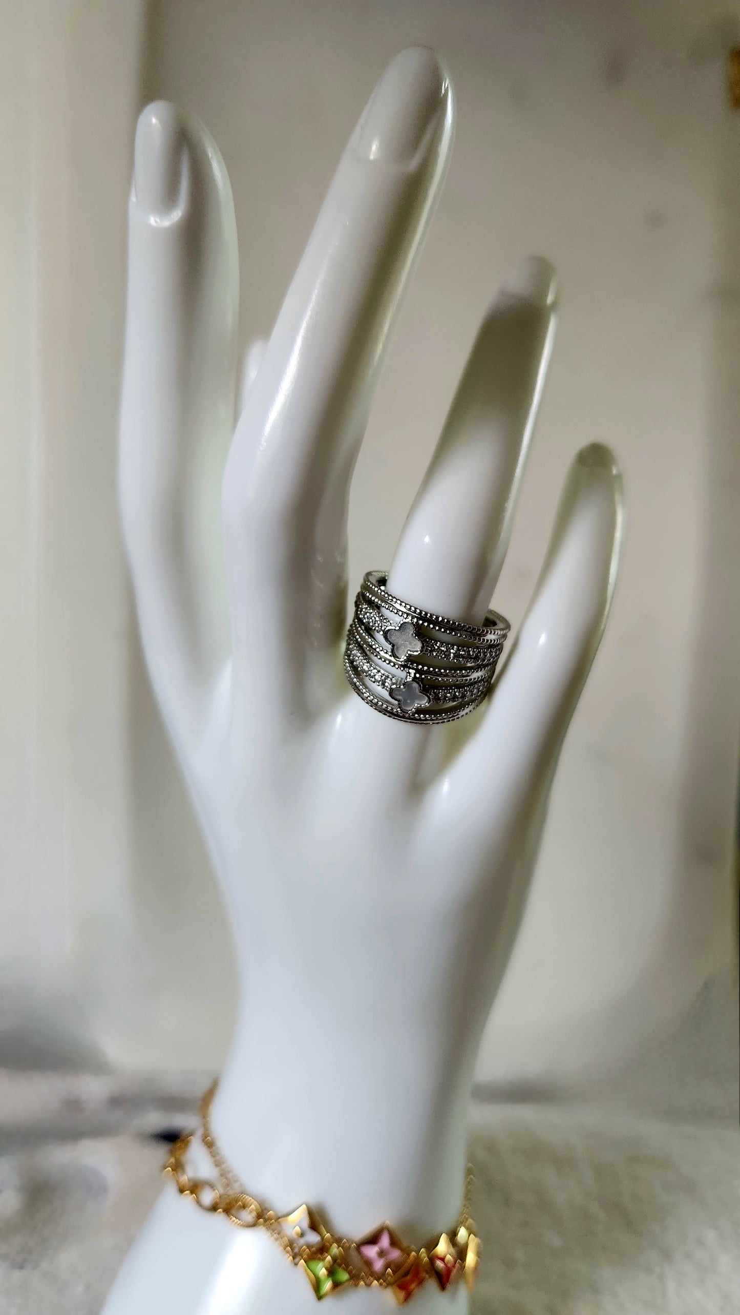 Twin Clover Ring