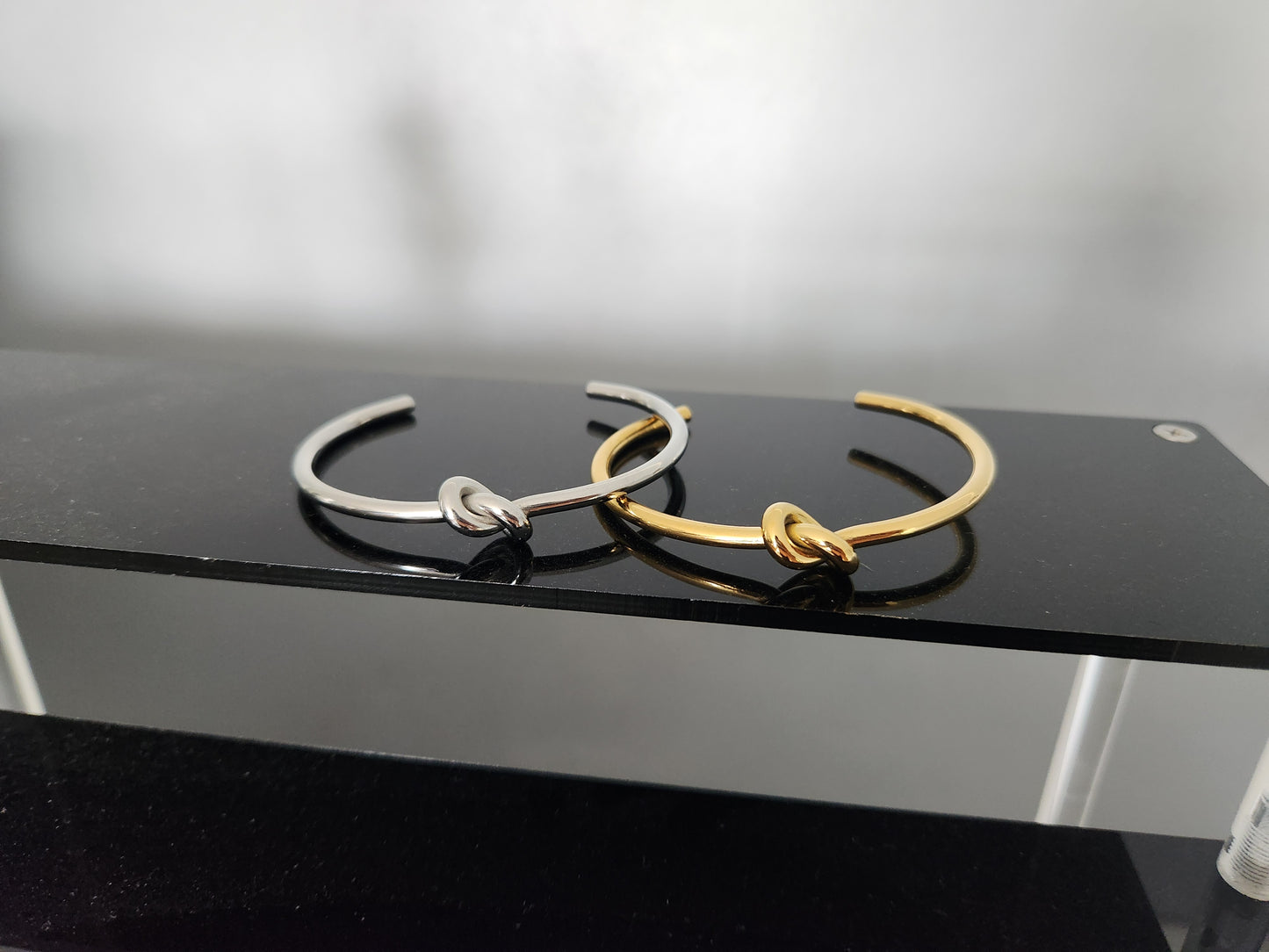 The Knot Bangle