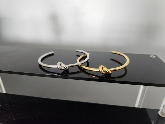 The Knot Bangle