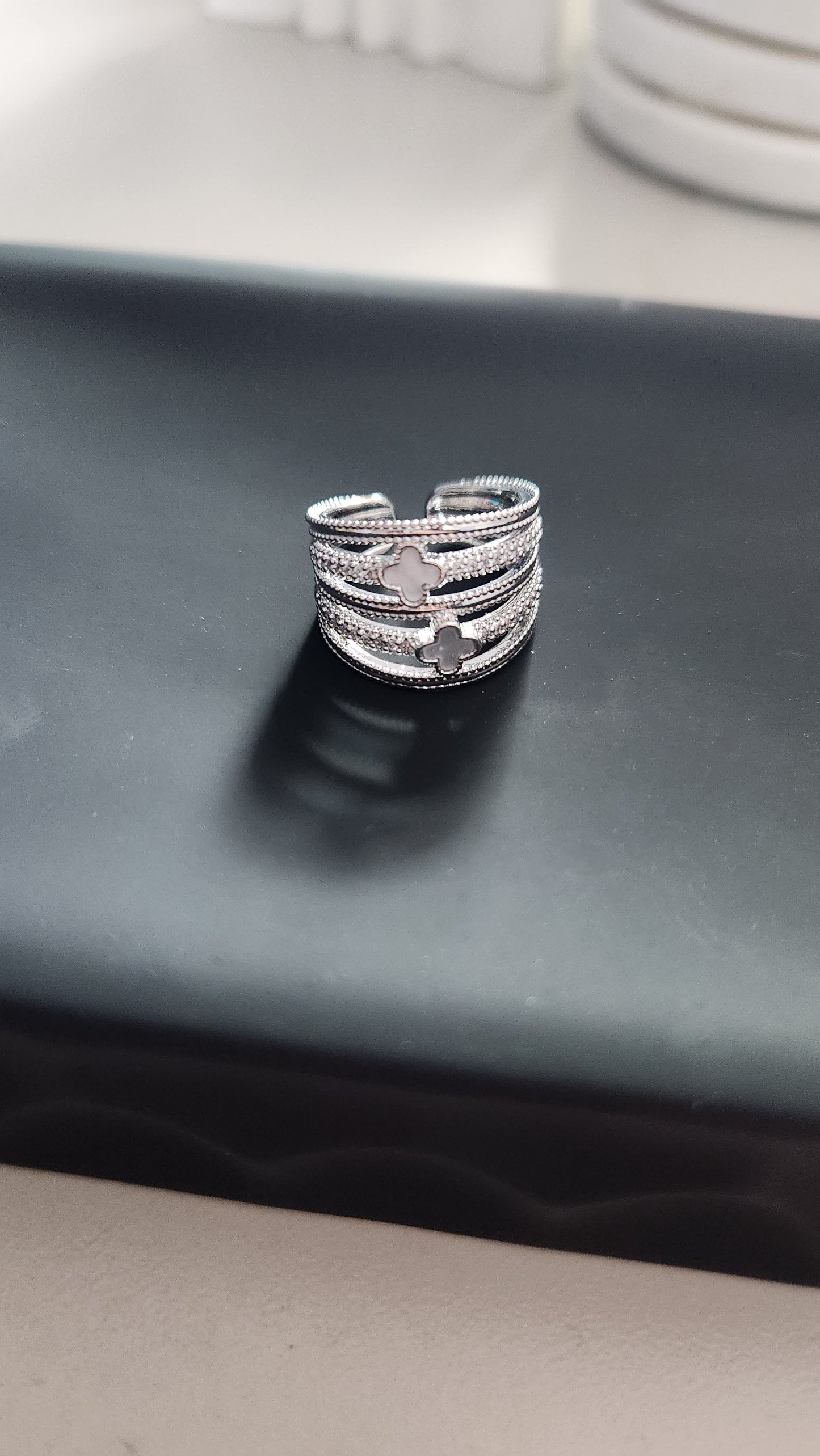 Twin Clover Ring
