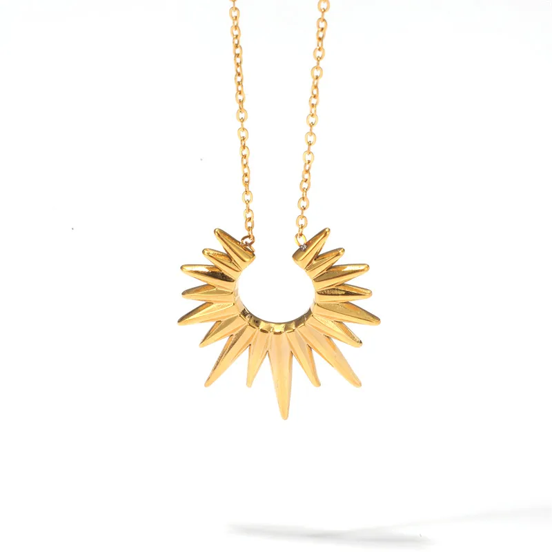 Phoebe Pendant Necklace