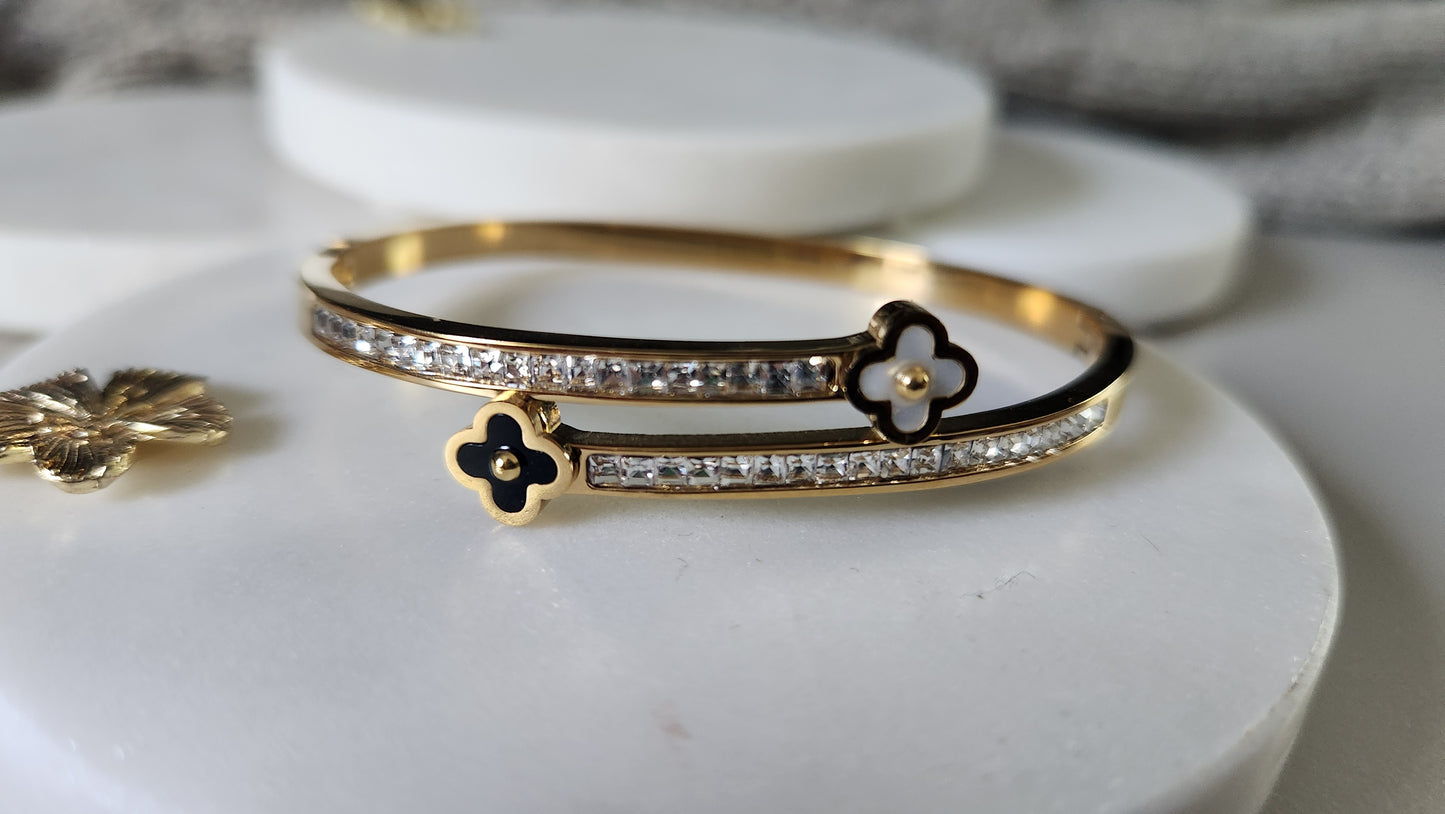 Trendy Bangle Collection