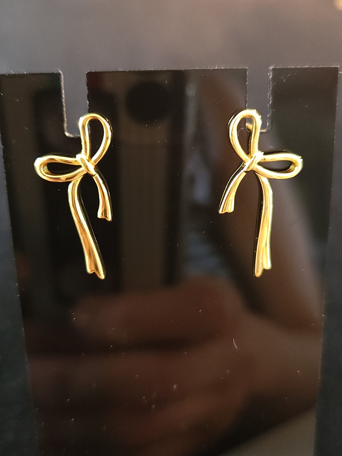 Gold Bow Earrings