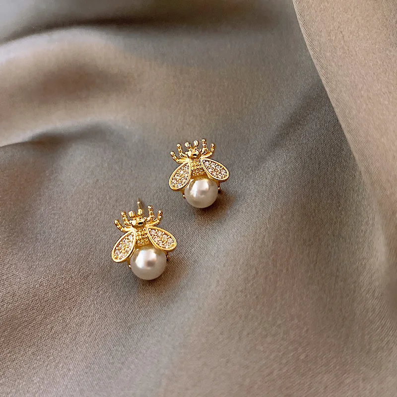 Bee Pearl Stud Earrings