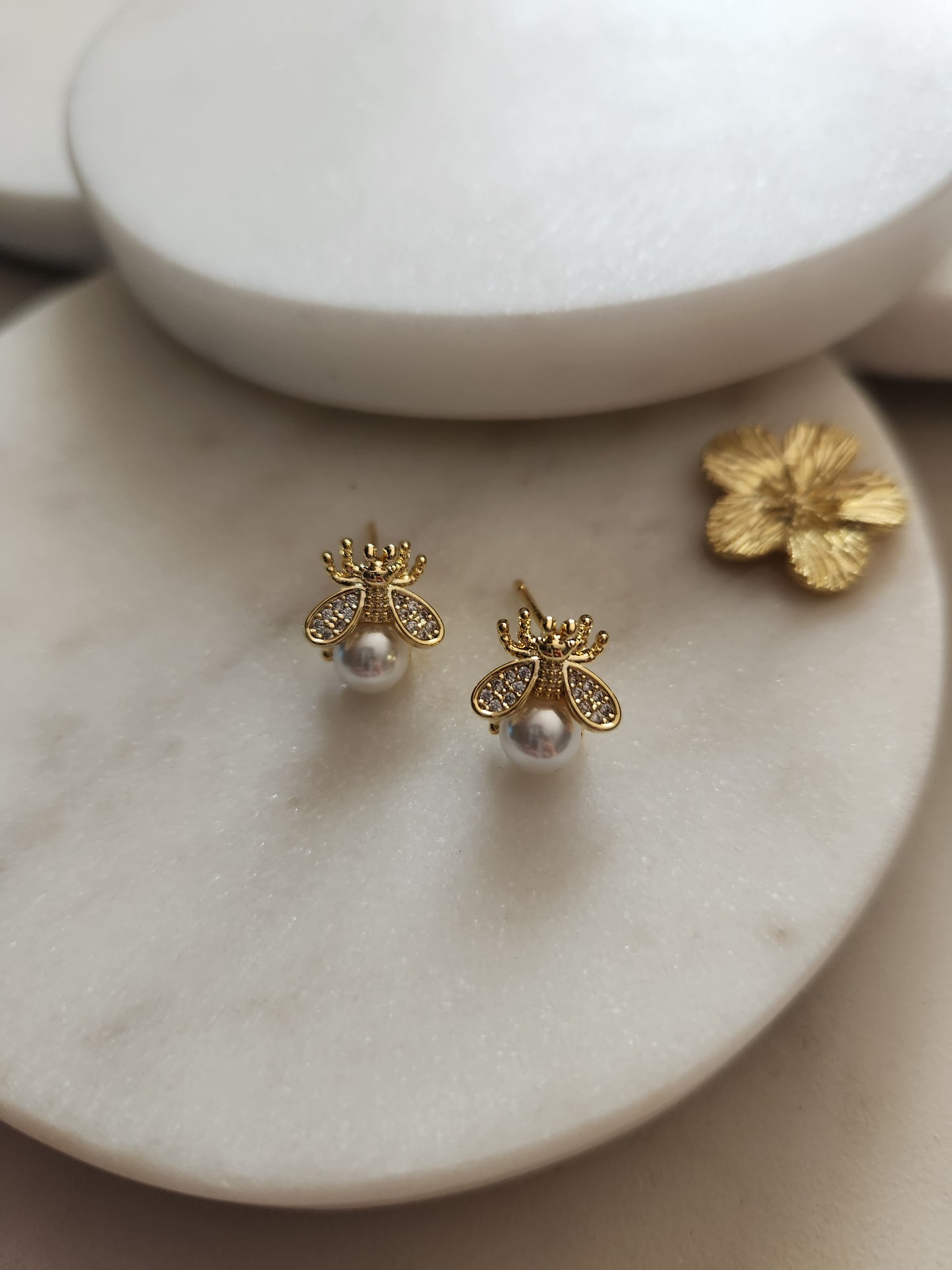Bee Pearl Stud Earrings