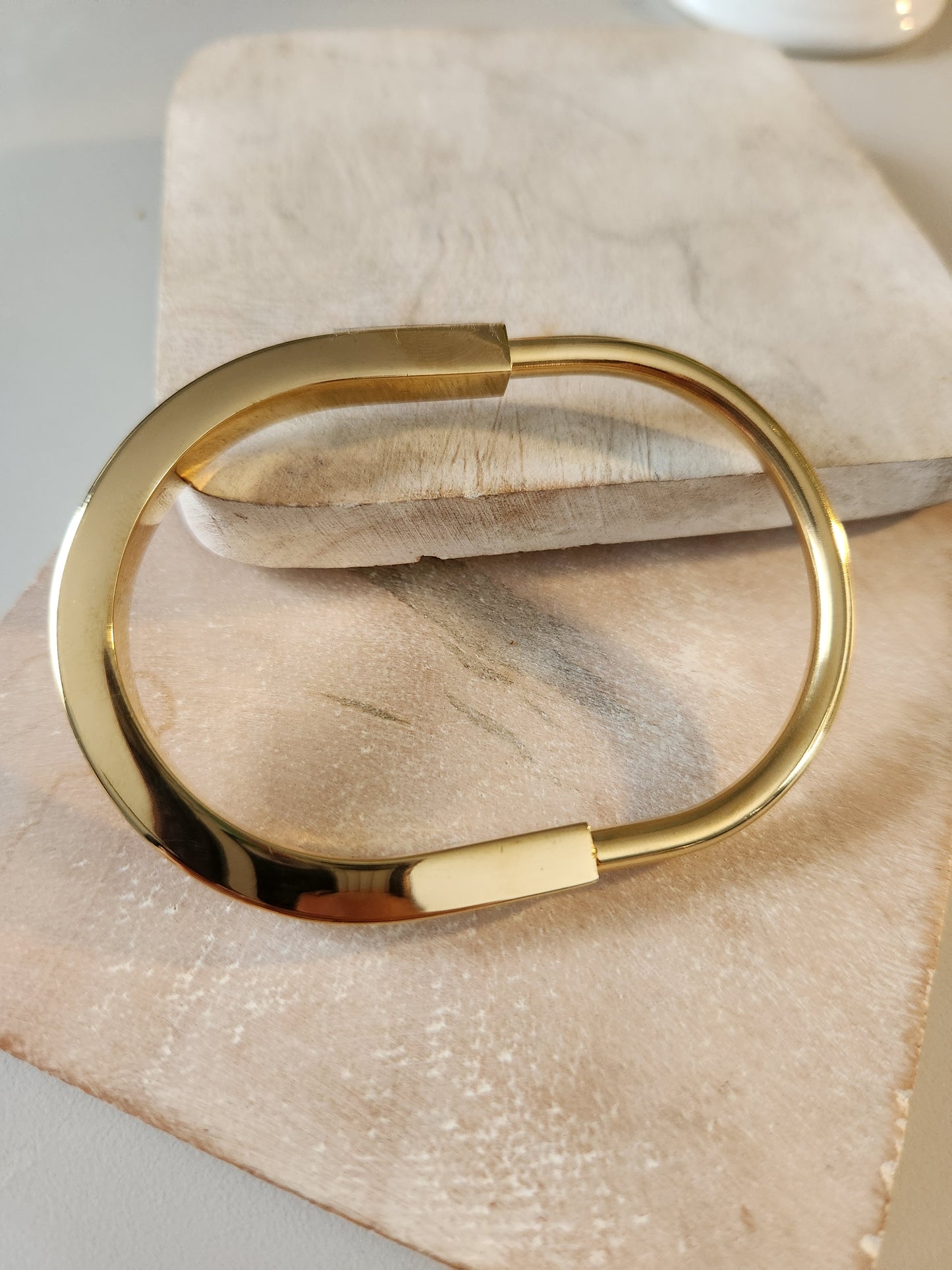Love Shackle (Gold Plated)