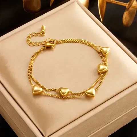 Gold floating hearts bracelet