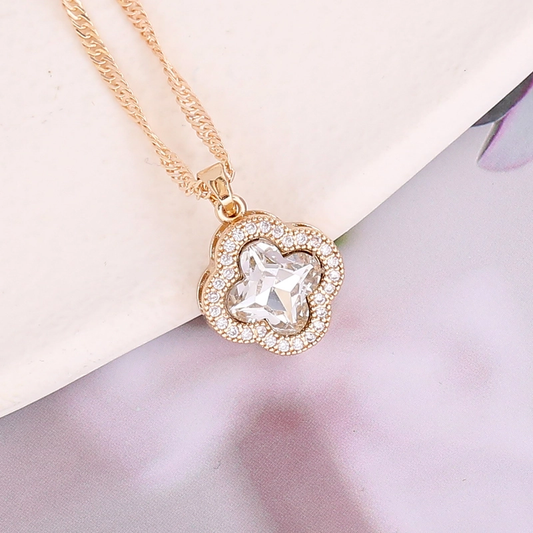 Clover Zirconia Necklace