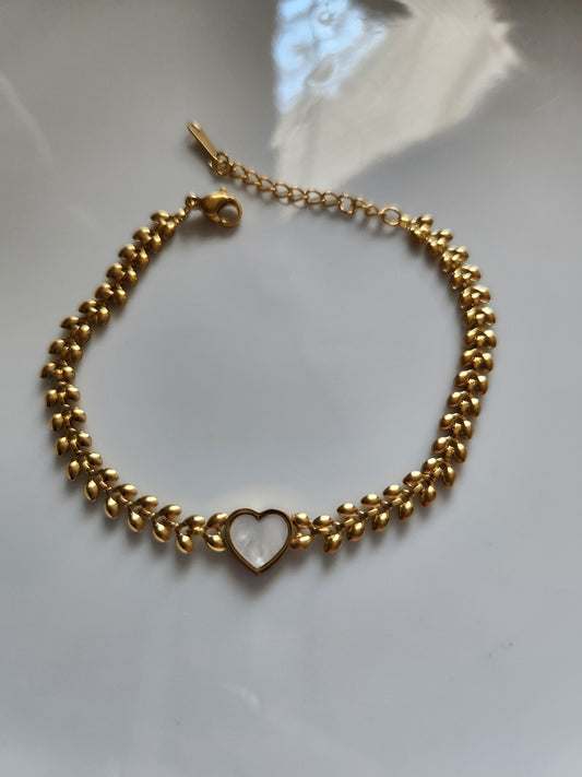 Yoli heart bracelet