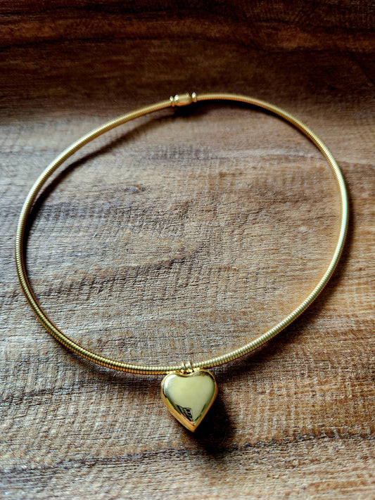 Heart cable choker style necklace