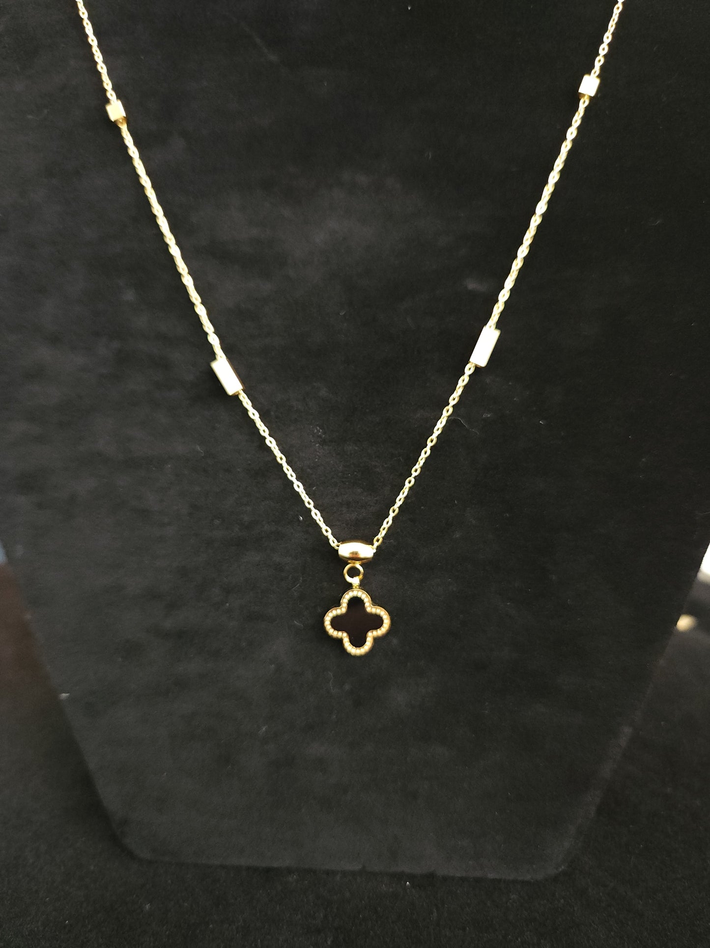 Reversable Clover Necklace