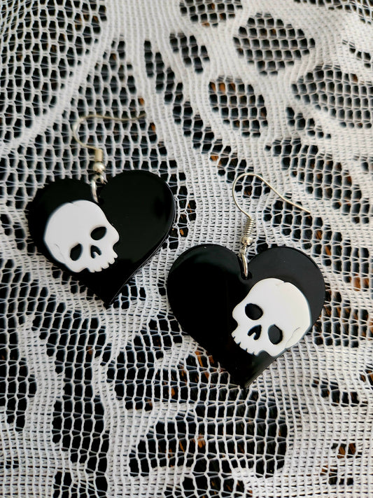 Heart & Skull Resin Earringd