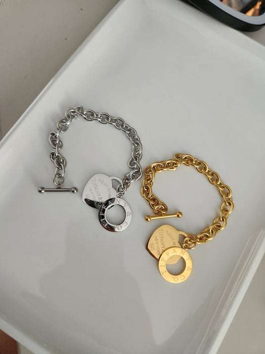 New York Toggle Bracelet