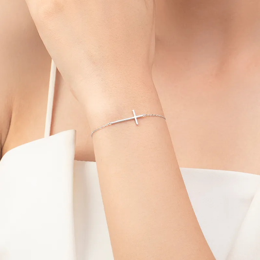 Dainty silver cross bracelet