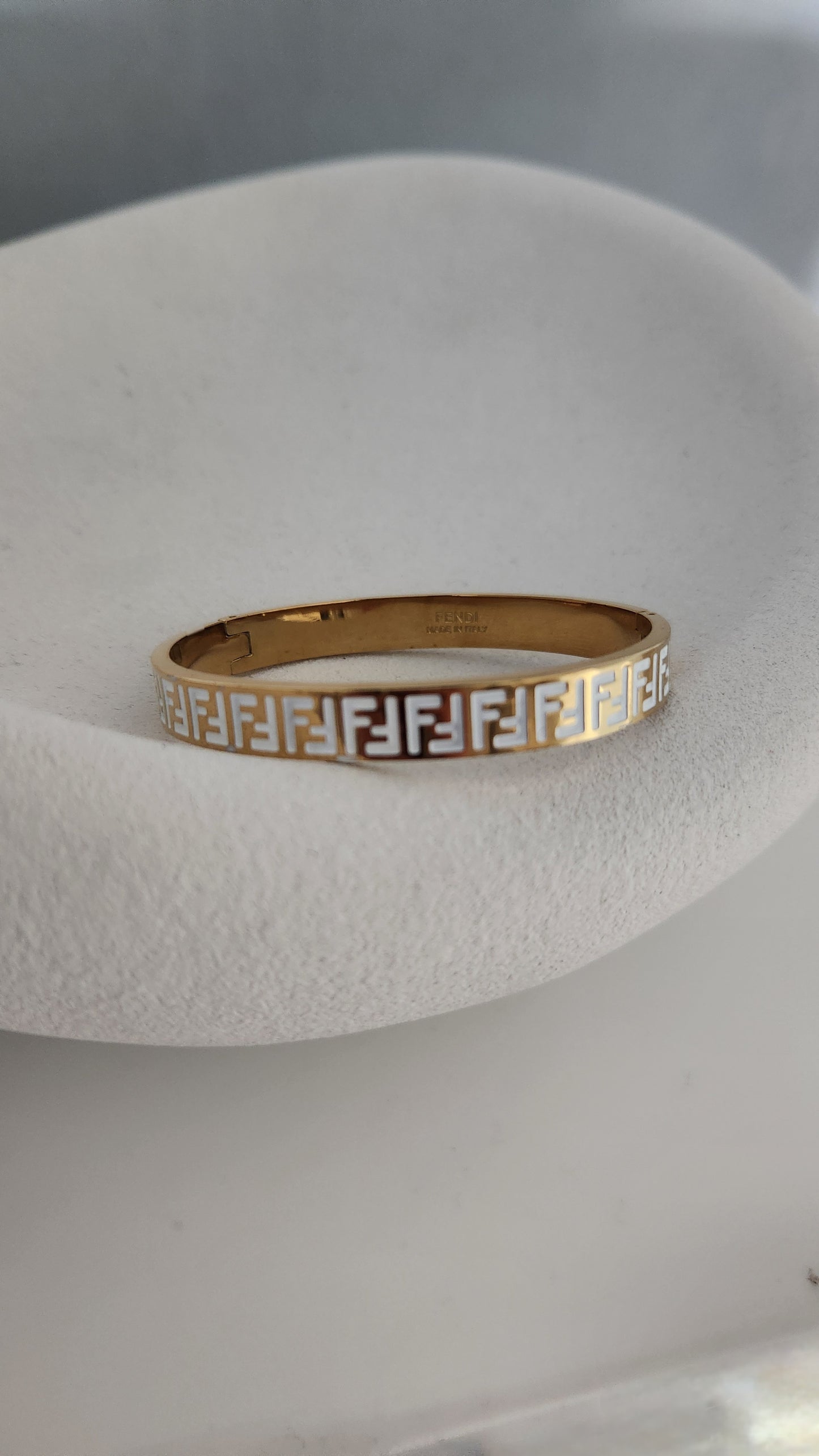Fendee Bangle