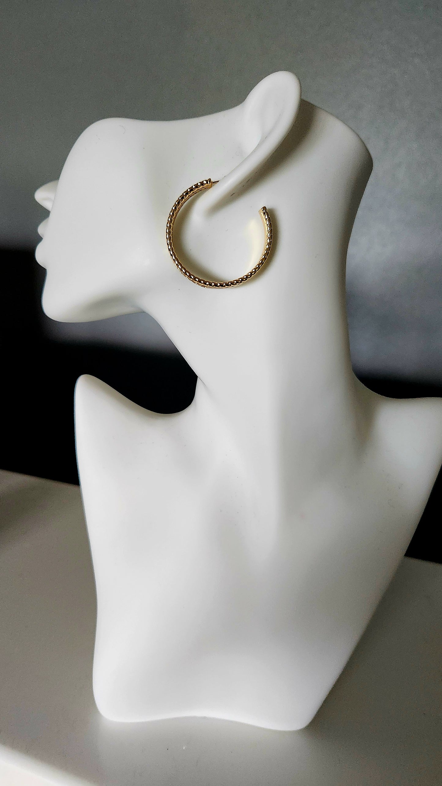 Jeni Hoops