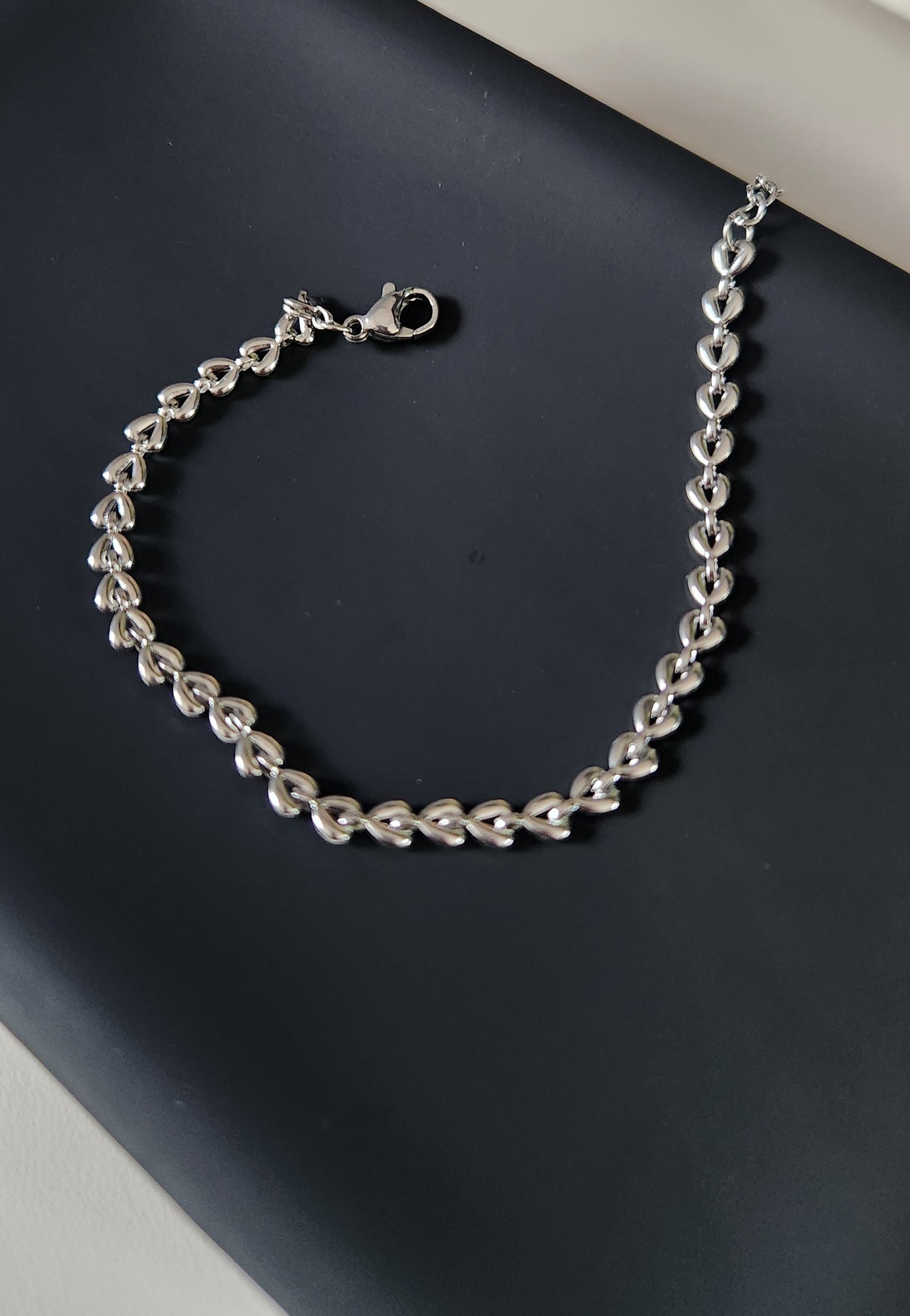 Bijou Heart Bracelet