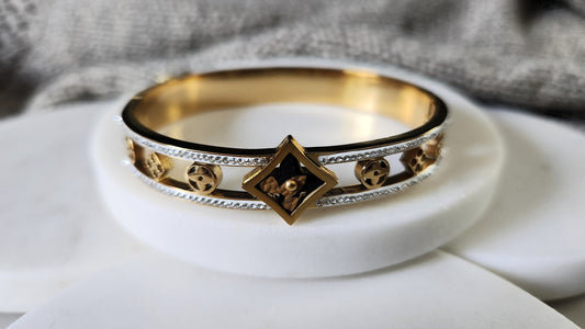 Trendy Bangle Collection